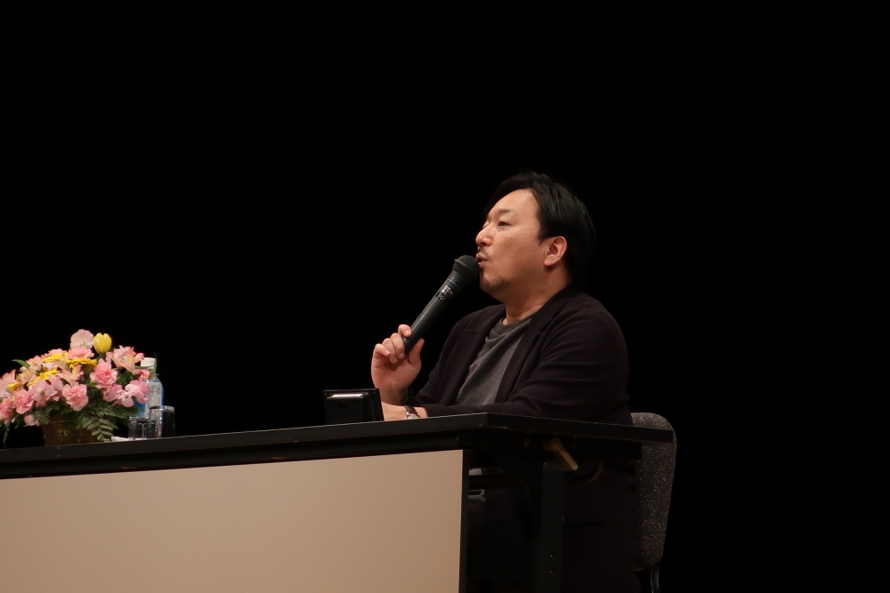 3月2日(日)さよう文化情報センターおりひめホールにて講演会を行いました。 写真1